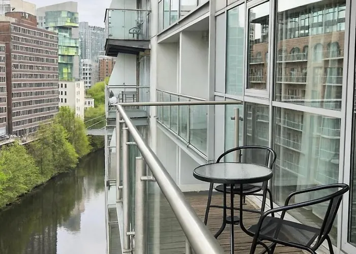 Lowry River Twin Balcony Deluxe